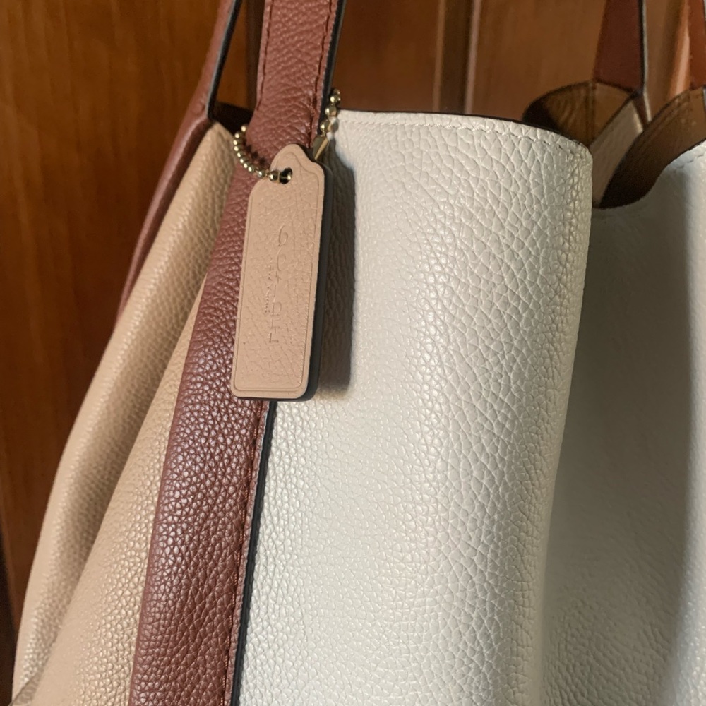 Coach Two-Tone Cream and Brown Leather Shoulder Bag - Picture 3 of 5